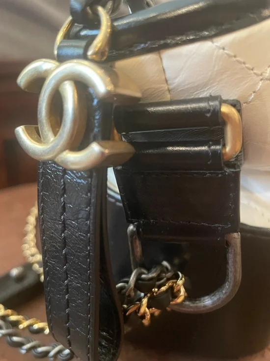 CHANEL Gabrielle Hobo Bag Black & White | Authentic - Picture 3 of 8